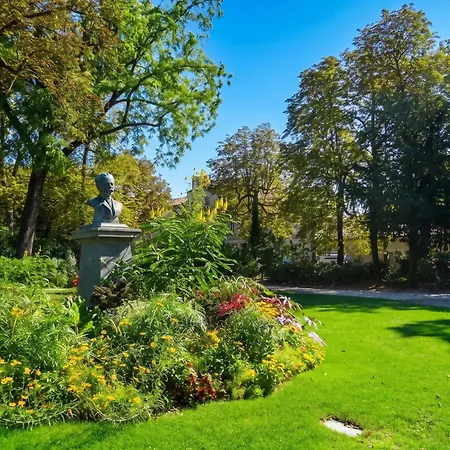 Contemporain A Cognac, 50 M² - Parking. *
